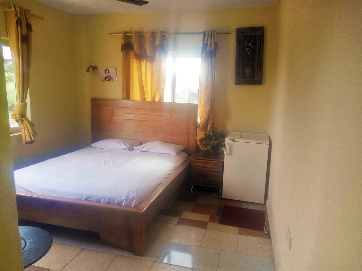 Open Space Hotel Kumasi Exterior foto